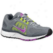 Nike Zoom Vomero + 7 - Womens - Wolf Grey/cool Grey/summit White/magentaa