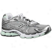 Saucony Progrid Triumph 7 - Womens - Silver/green