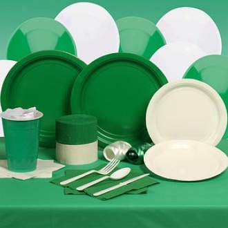 Buyseasons Costumes Kit, Convivial Green And White Deluxe Party 24 Guests