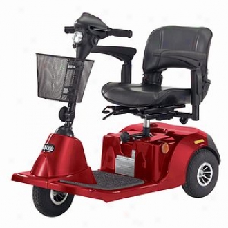 Daytona 3 Gt Medium Sized 3 Whirl Scooter With Comfortable Padded Seat Red