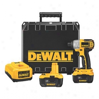 Dewalt 18 Volt 1/4  Heavy Duty Impact Driver Kit With Nano Technolo