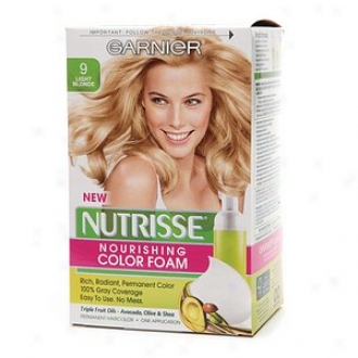 Garnier Nutrisse Nourishing Color Foam Lasting Haircolor, Light Blonde 9