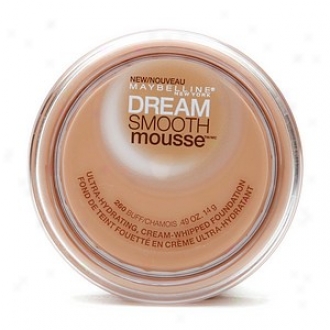 Maybelline Dreeam Smooth Mousse Ultra Hydratiny Cream Whipped Foundation, Buff 260