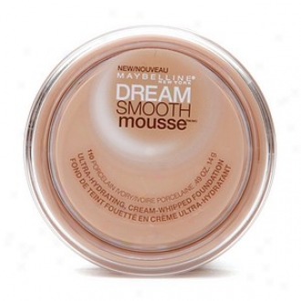 Maybelline Dream Smooth Mouss eUltra Hydrating, Cream Whipped Foundation, Porcelain Ivory 110