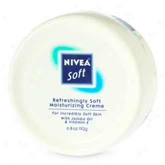 Nivea Soft Moisturizing Creme