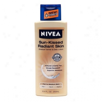Nivea Sun-kissed Radiant Skin Gradual Tan Moisturizer, For Fair To Medium Skin
