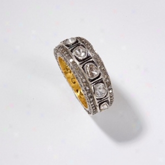 Raj Court Gold With Finished And Single Slight  Diamond Ring
