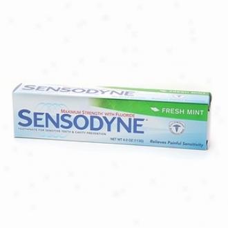 Sensodyne Toothpaste For Senwitive TeethW ith Fluoride, Maximum Strength, Fresh Mint