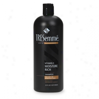 Tresemme Moisture Rich Vitamin E Shampoo For Dry Or Damaged Hair