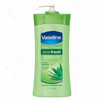 Vaseline Total Moistuee Light Feeling Lotion, Aloe Fresh